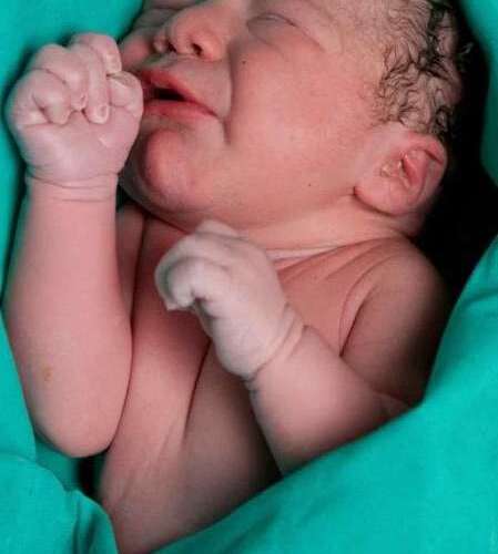 New-Born-Babies-3-750x449